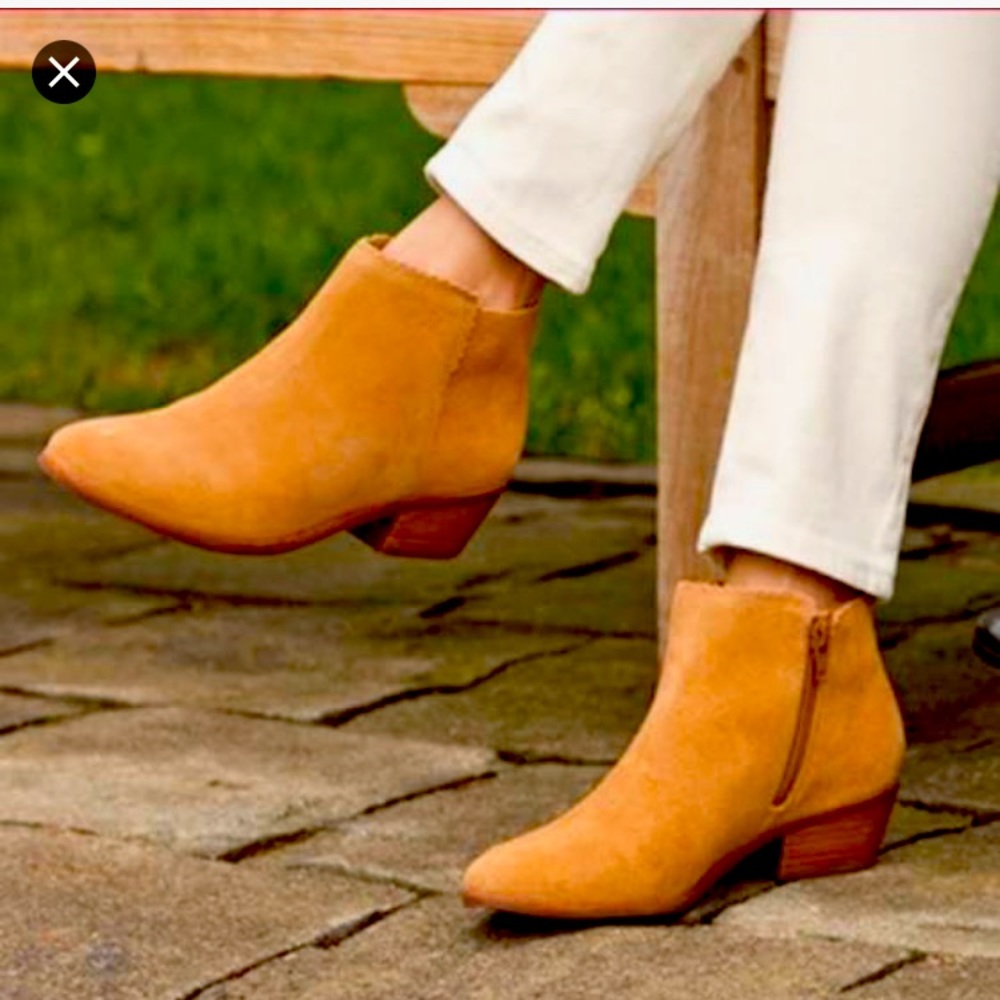 Jack Rogers Bailee Suede Booties